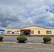 Halle in Kaltenkirchen 3.792,00 € 547 m²