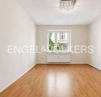 Wohnung zum Mieten in Köln 1.200,00 € 60 m² Wohnung zum Mieten in Köln 1.200,00 € 60 m²