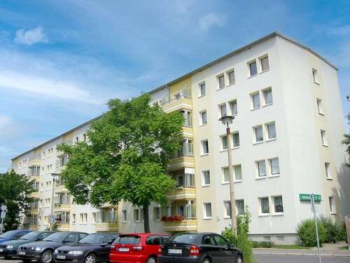 Foto - Wohnung zum Mieten in Magdeburg 330,00 € 47 m²
