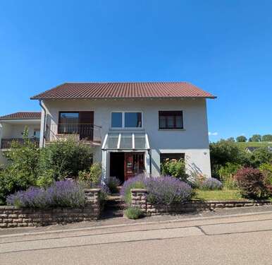 Foto - Haus zum Kaufen in Sulzfeld 435.000,00 € 260 m²