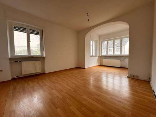 Foto - Haus zum Kaufen in Nürnberg 689.000,00 € 240 m²