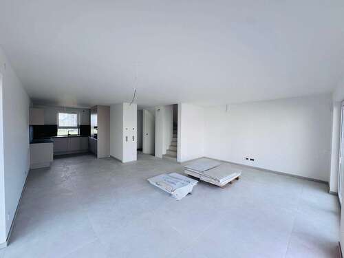 Foto - Haus zum Mieten in Hildrizhausen 2.490,00 € 181 m²