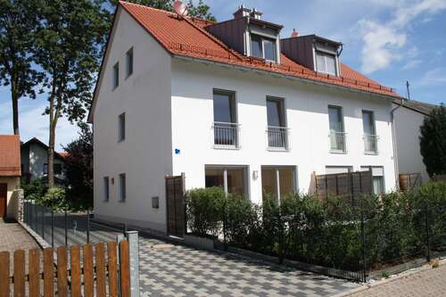 Foto - Haus zum Mieten in Neufahrn 2.200,00 € 152 m²