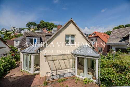 Foto - Haus zum Kaufen in Hamburg Blankenese 1.650.000,00 € 201 m²
