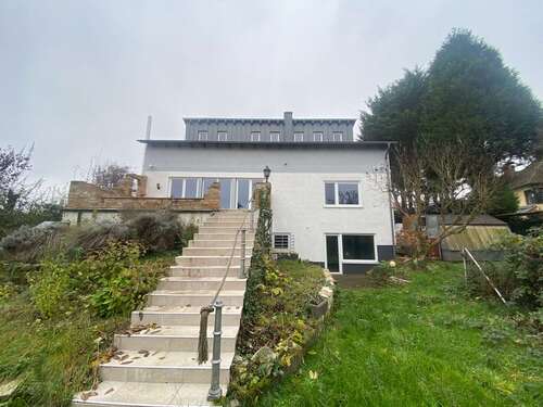 Foto - Haus zum Kaufen in Hofheim am taunus 1.250.000,00 € 219 m²