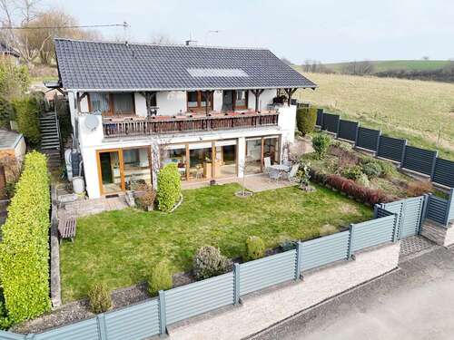 Foto - Haus zum Kaufen in Windeck 224.000,00 € 140 m²