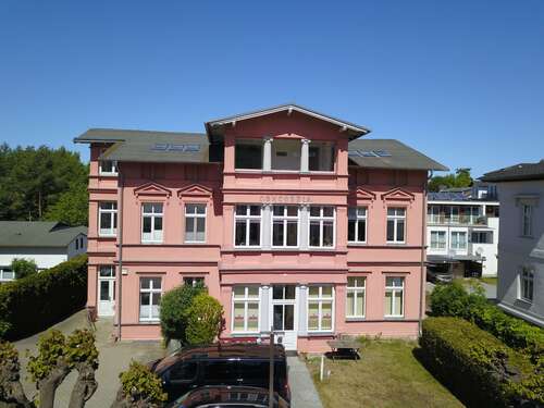 Foto - Haus zum Kaufen in Herimgsdorf 1.650.000,00 € 468.1 m²