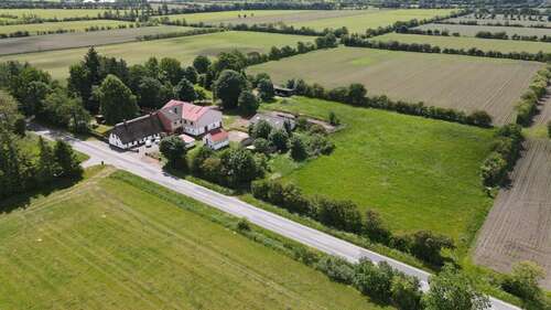 Foto - Haus zum Kaufen in Schafflund 395.000,00 € 393 m²