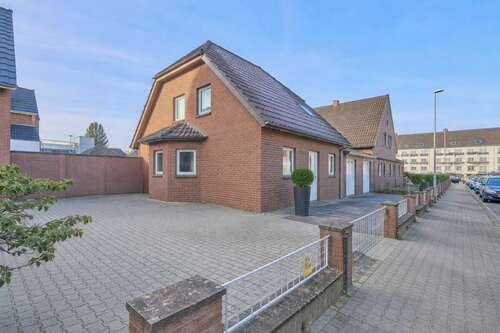 Foto - Haus zum Kaufen in Kaarst 899.000,00 € 219 m²