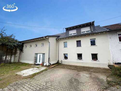 Foto - Haus zum Kaufen in Mettlach Orscholz 325.000,00 € 263 m²
