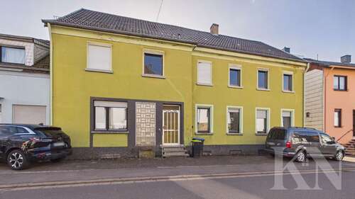Foto - Haus zum Kaufen in Heusweiler 185.000,00 € 311.43 m²