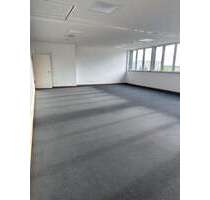 Büro in Landshut 2.500,00 € 215 m²