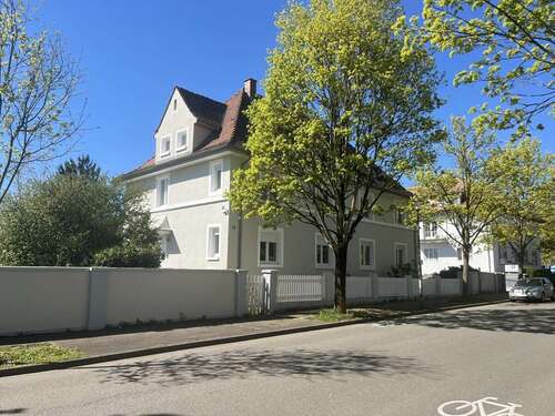 Foto - Haus zum Kaufen in LahrSchwarzwald 1.010.000,00 € 336 m²
