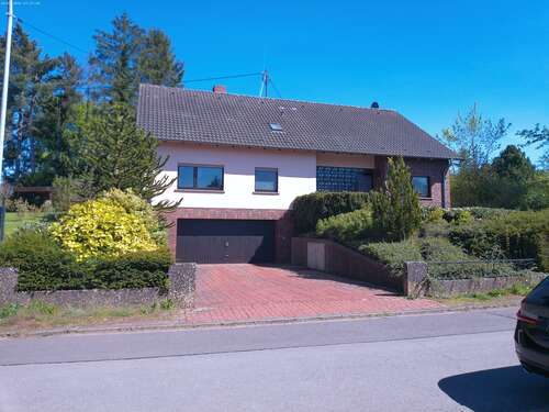 Foto - Haus zum Kaufen in Heusweiler 520.000,00 € 250 m²