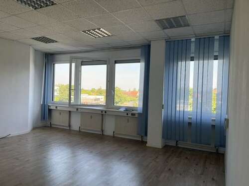 Foto - Büro in Nürnberg 880,00 € 73.39 m²
