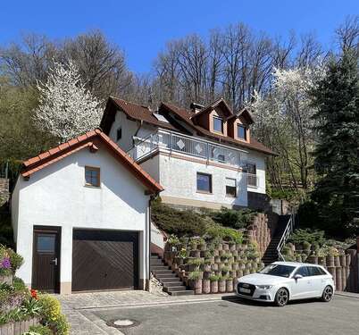 Foto - Haus zum Kaufen in Erzenhausen 425.000,00 € 190 m²