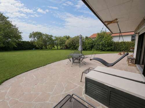 Foto - Haus zum Kaufen in Chieming 700.000,00 € 210 m²