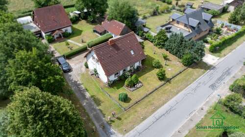 Foto - Haus zum Kaufen in Zickhusen 160.000,00 € 158 m²