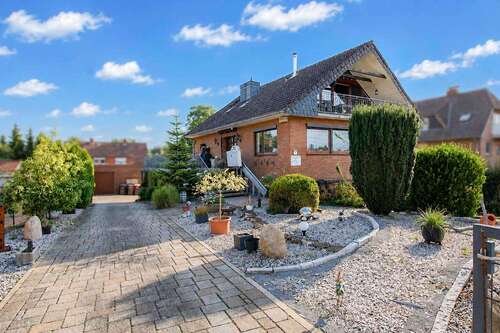 Foto - Haus zum Kaufen in Hohnstorf (Elbe) 535.000,00 € 254.08 m²