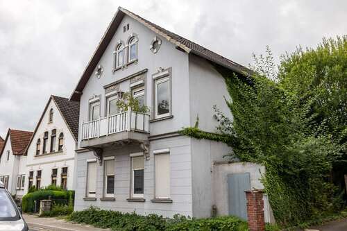 Foto - Haus zum Kaufen in Delmenhorst 172.000,00 € 221 m²