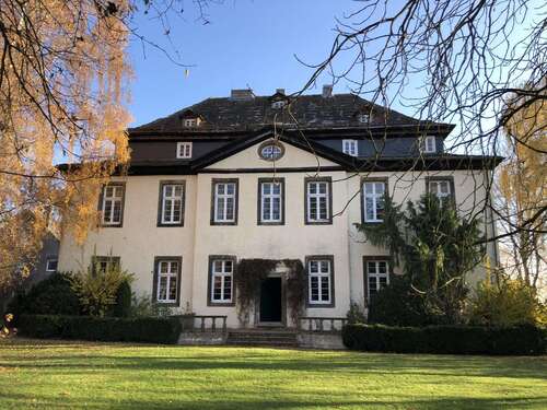 Foto - Haus zum Kaufen in Borgentreich 850.000,00 € 720 m²