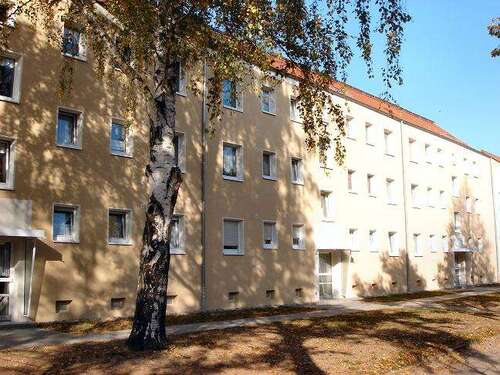 Foto - Wohnung zum Mieten in Weißenfels 420,00 € 59.68 m²