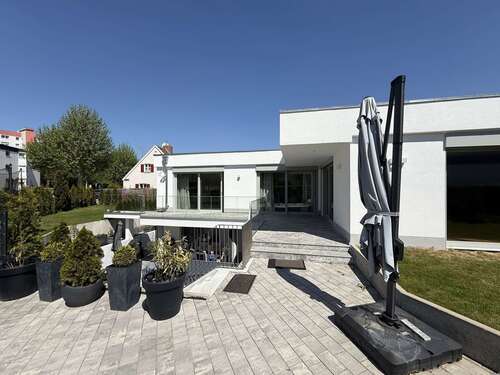 Foto - Haus zum Kaufen in Königsbrunn 995.000,00 € 240 m²