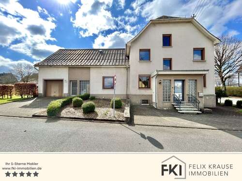Foto - Haus zum Kaufen in Elkenroth 182.000,00 € 168.69 m²