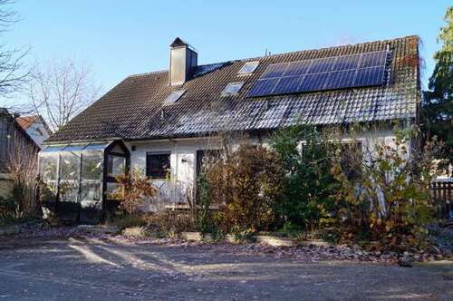 Foto - Haus zum Kaufen in Roßtal Raitersaich 499.000,00 € 253 m²