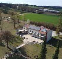 Haus zum Kaufen in Laberweinting 1.590.000,00 € 675 m²