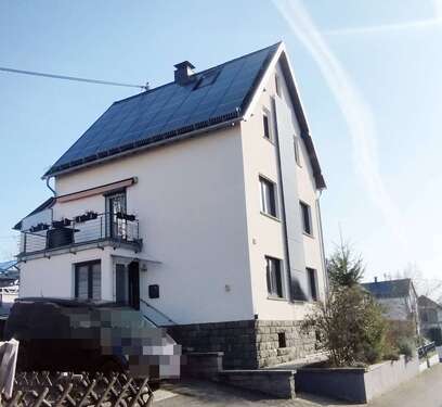 Foto - Haus zum Kaufen in Dernbach (Westerwald) 394.000,00 € 216 m²