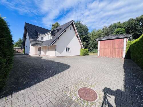 Foto - Haus zum Mieten in Panketal-Schwanebeck 4.500,00 € 360 m²
