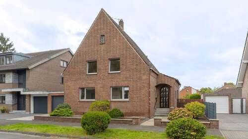 Foto - Haus zum Kaufen in Moers 449.900,00 € 166.61 m²