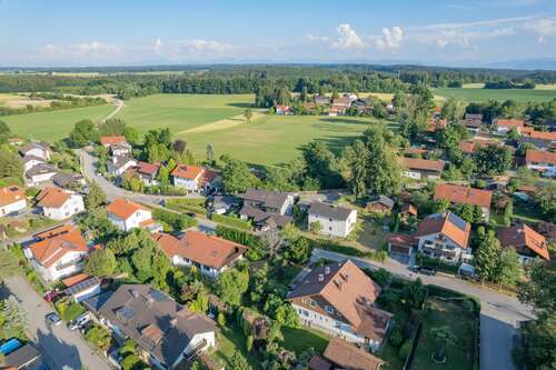 Foto - Haus zum Kaufen in Straßlach-Dingharting 1.395.000,00 € 220 m²