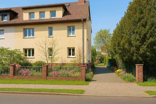 Foto - Haus zum Kaufen in Dessau-Roßlau 275.000,00 € 223 m²