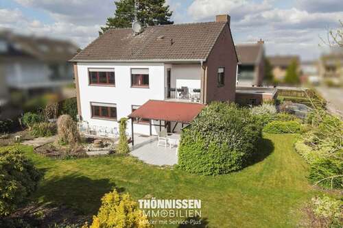 Foto - Haus zum Kaufen in Mönchengladbach-Wickrath 385.000,00 € 165 m²