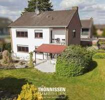 Haus zum Kaufen in Mönchengladbach-Wickrath 385.000,00 € 165 m²