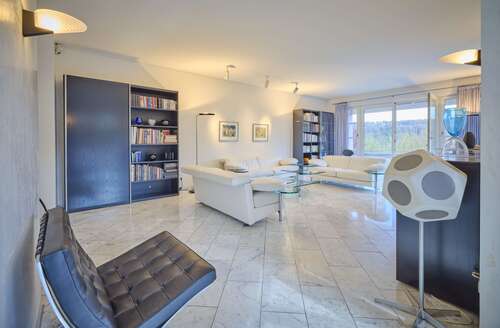 Foto - Haus zum Kaufen in Stuttgart 1.750.000,00 € 517 m²