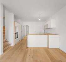 Wohnung zum Kaufen in München 966.000,00 € 135.86 m²