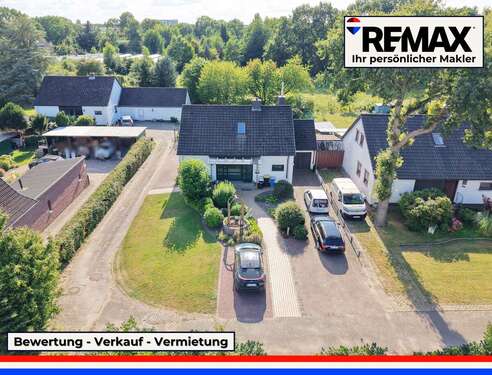 Foto - Haus zum Kaufen in Neumünster Gadeland 299.000,00 € 153.21 m²