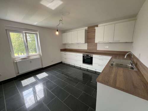 Foto - Wohnung zum Mieten in Wain 1.300,00 € 130 m²