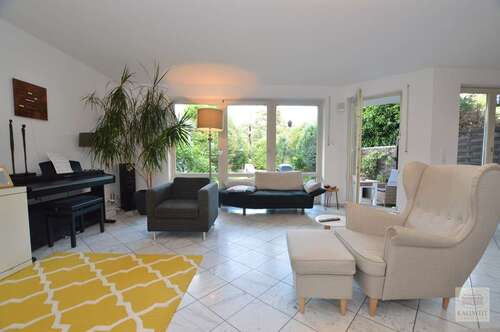 Foto - Wohnung zum Mieten in Düsseldorf Angermund 1.490,00 € 140 m²