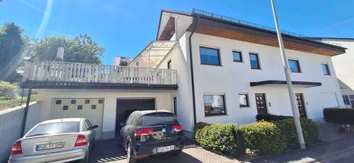 Foto - Haus zum Kaufen in Walluf 898.000,00 € 250 m²