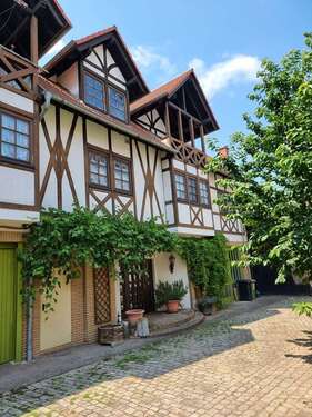 Foto - Wohnung zum Mieten in Erbes-Büdesheim 2.060,00 € 186.52 m²