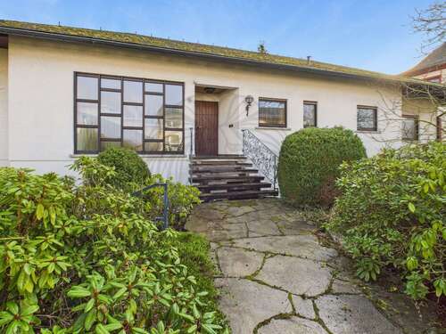 Foto - Haus zum Kaufen in Usingen 795.000,00 € 170 m²