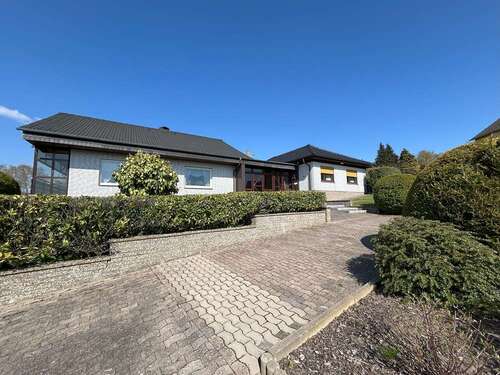 Foto - Haus zum Kaufen in Rehburg-Loccum Münchehagen 410.000,00 € 261 m²