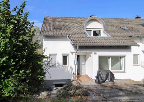 Foto - Haus zum Kaufen in Marburg 349.000,00 € 186 m²