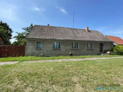 Foto - Haus zum Kaufen in Klein Gottschow 39.000,00 € 115 m²