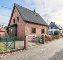 Haus zum Kaufen in Niederkassel 239.000,00 € 90 m²