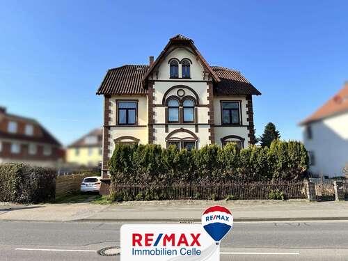 Foto - Haus zum Kaufen in Celle 420.000,00 € 320 m²